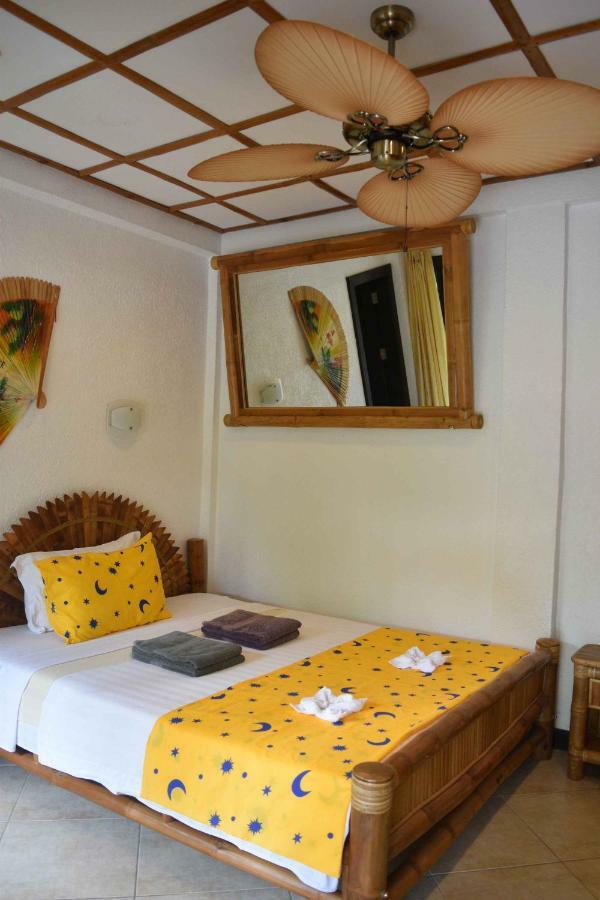 Dolphin House Resort Моалбоал Экстерьер фото